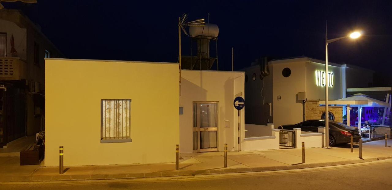 Pafias Afroditis House Paphos Bagian luar foto